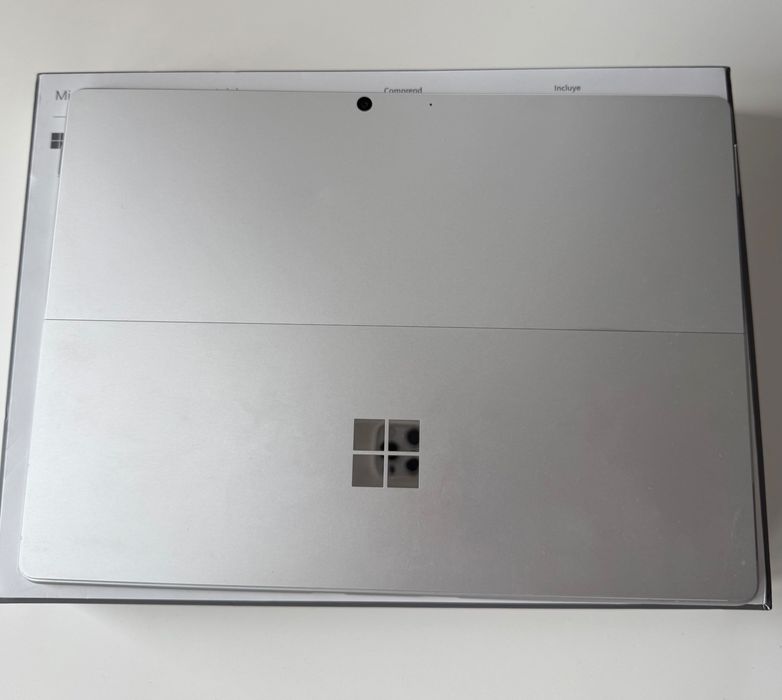 Microsoft surface Pro 8 i5 11 generation, 8gb RAM, 128 GB SSD