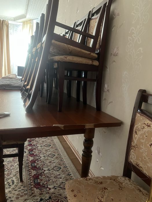 стол стулья деревянные