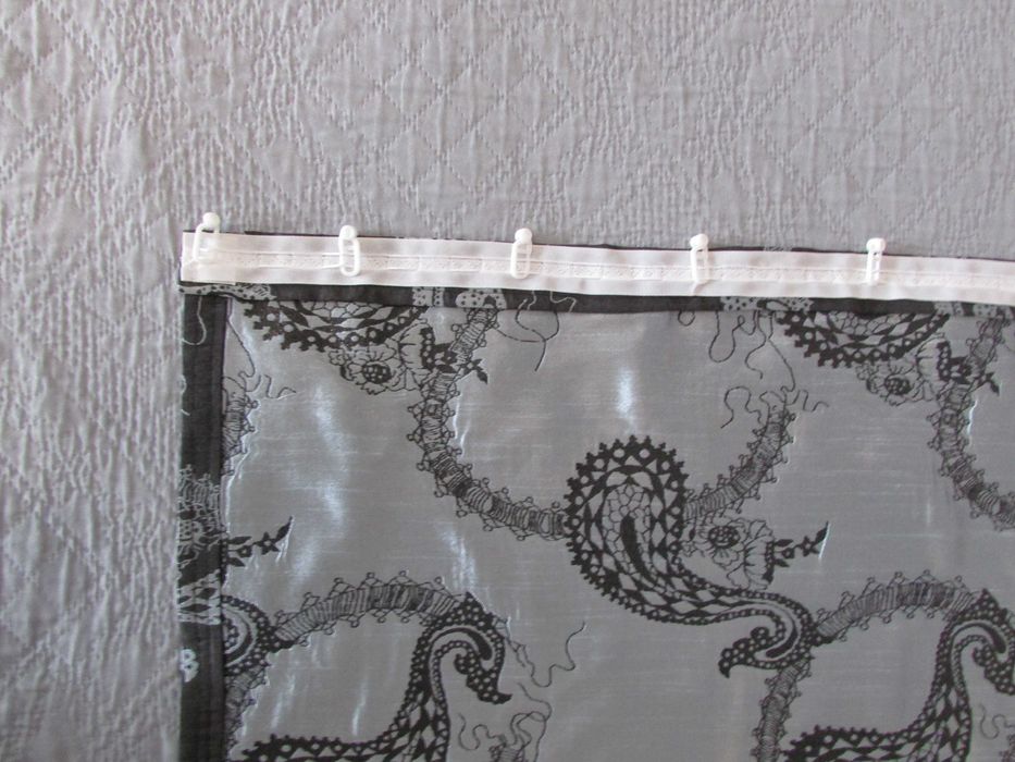 Ушити завеси с налични PVC кукички