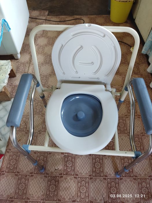 Стул-туалет для больных