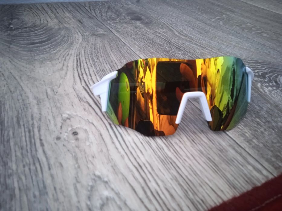 Продам новые спорт. очки