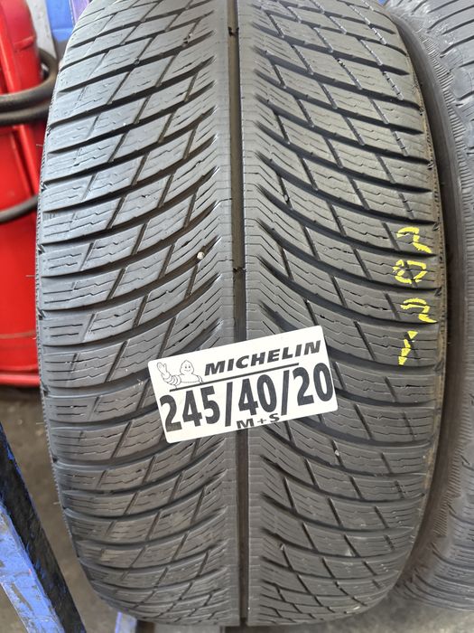 245/40/20 Michelin M+S