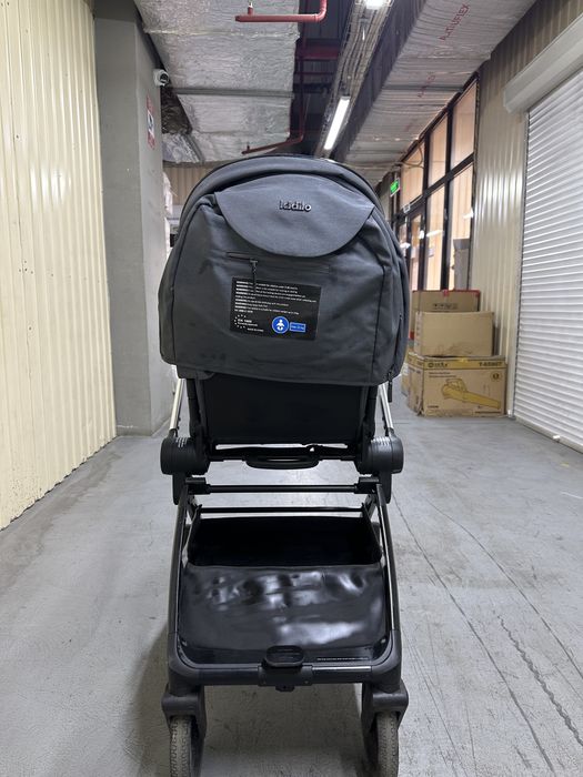 Коляска для ребенка