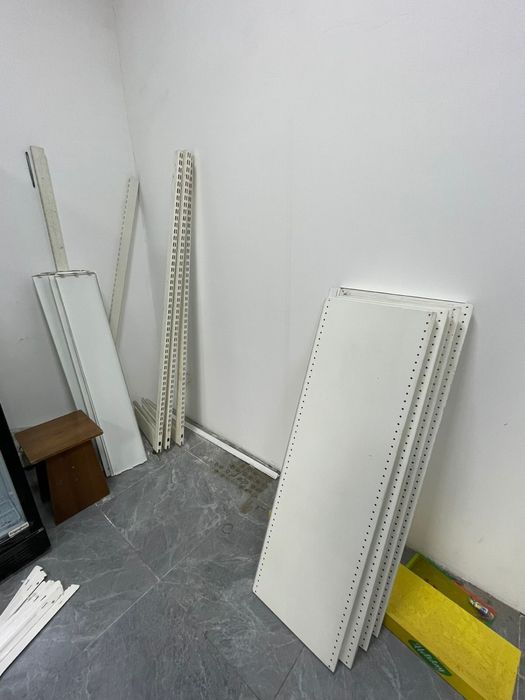 Продам стиллажи для магазина