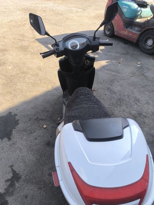 Продам скутер Honda