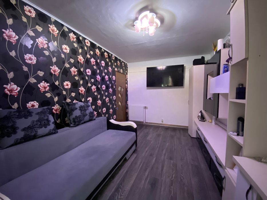 Vand apartament mobilat si utilat
