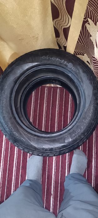 Продам зимние шины липучка