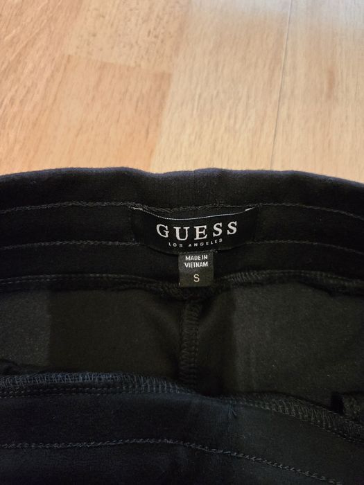 Guess! Оригинален дамски анцуг!