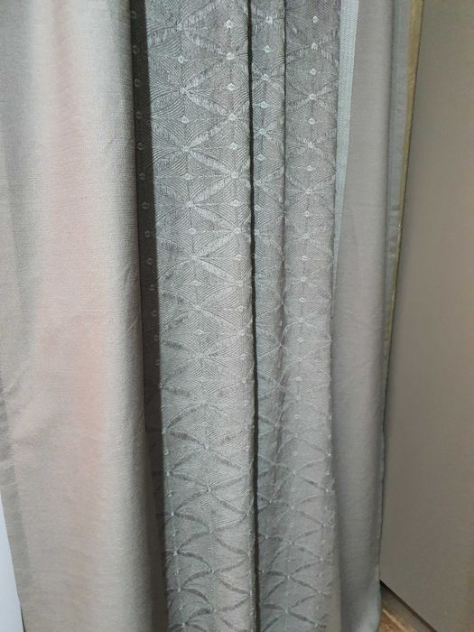 Завеси в бежов цвят 50 лева.