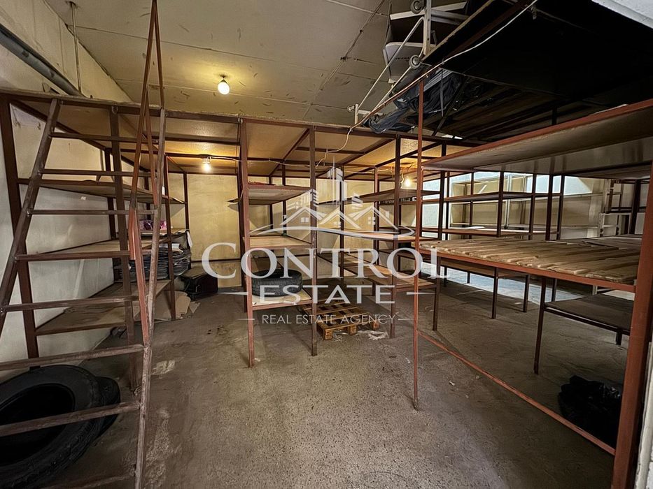 Склад в Велико Търново-Център площ 320 цена 200000