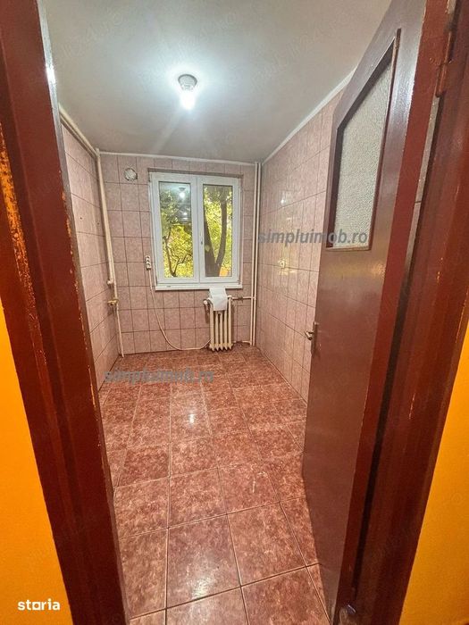 Apartament 3 camere - Bulevardul  Alexandru Obregia