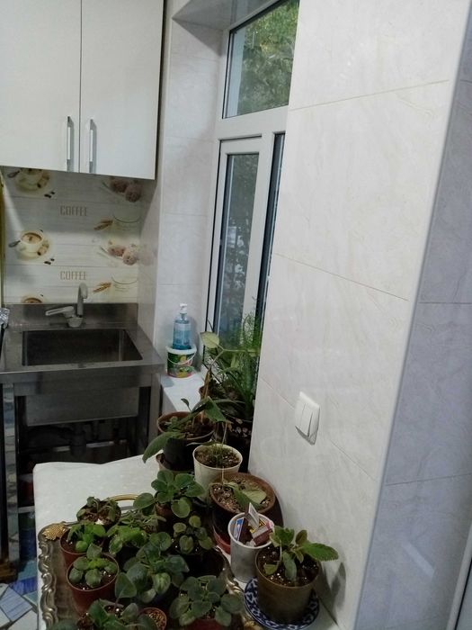 Уй сотаман 2,25сотих,дустлик метросигача 170-200м,5-7минутли йул