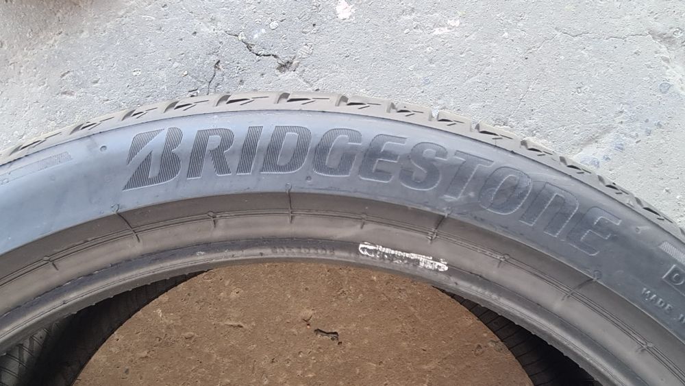 4 anvelope vara Bridgestone 245/40/19