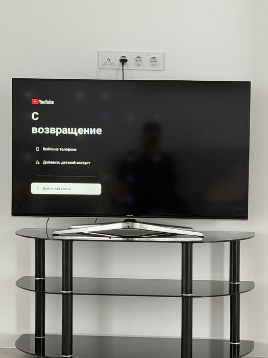 Телевизор с подставкой