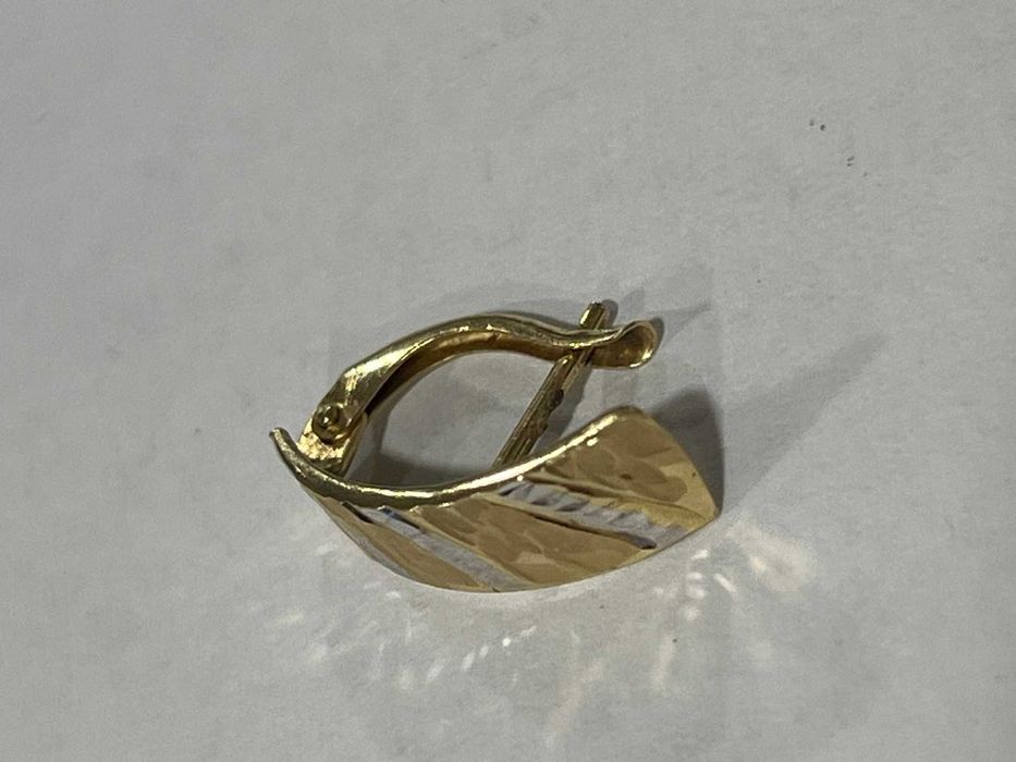 Златни обеци 1.5 гр 585