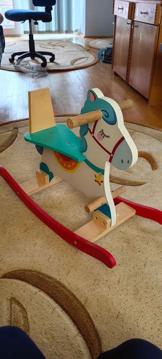 Calut lemn montat +12 luni