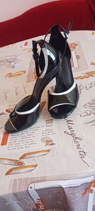 Дамски  сандали на ток 40 номер