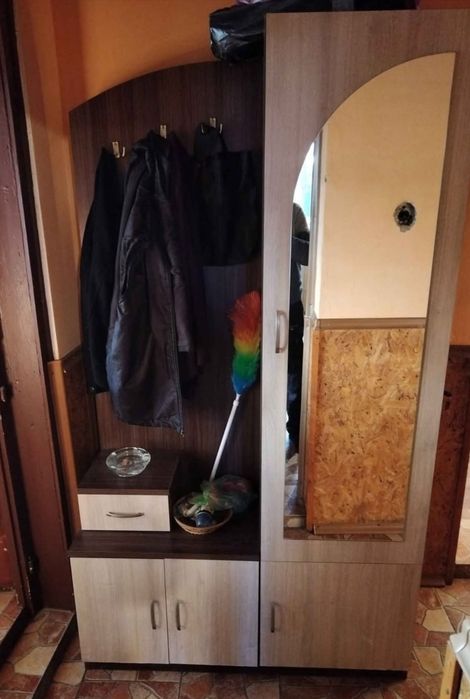 Портманто с огледало,с едно двойно и едно единично шкафче за обувки