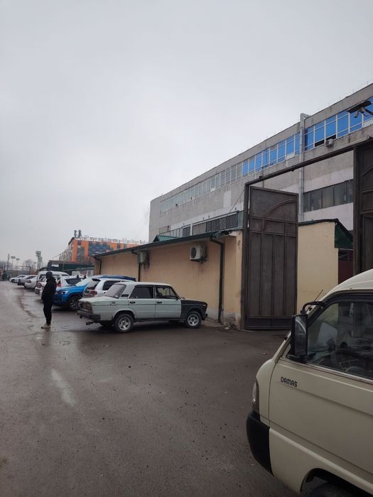 Продается складское помещение 32 сотки Яшнабад Шумиловский городок