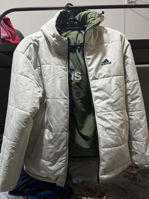 Продам куртку Adidas
