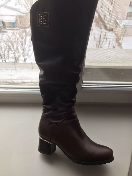 Срочно! Продам зимние сапоги!