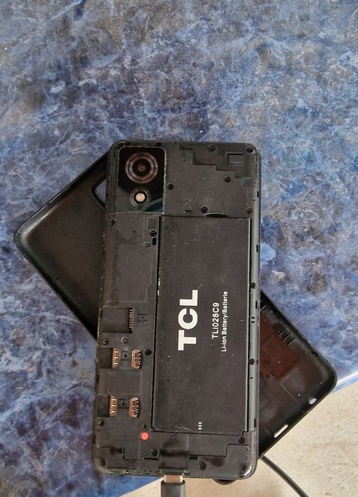 Telefon TCL T433D de piese