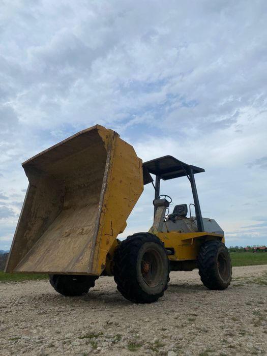 Vand/Inchiriez dumper benford 6t