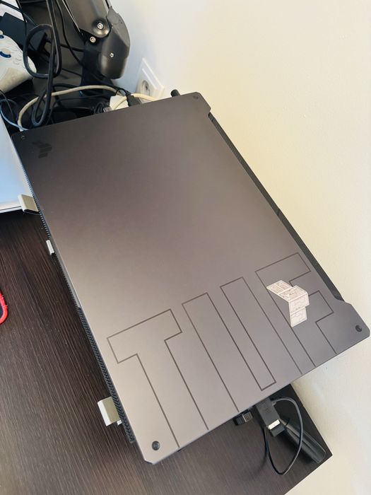 Asus TUF 17 ноутбук