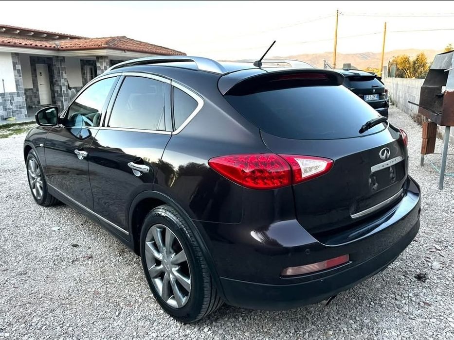 INFINITI EX30, 4X4, 3.0D, 235 k.c.