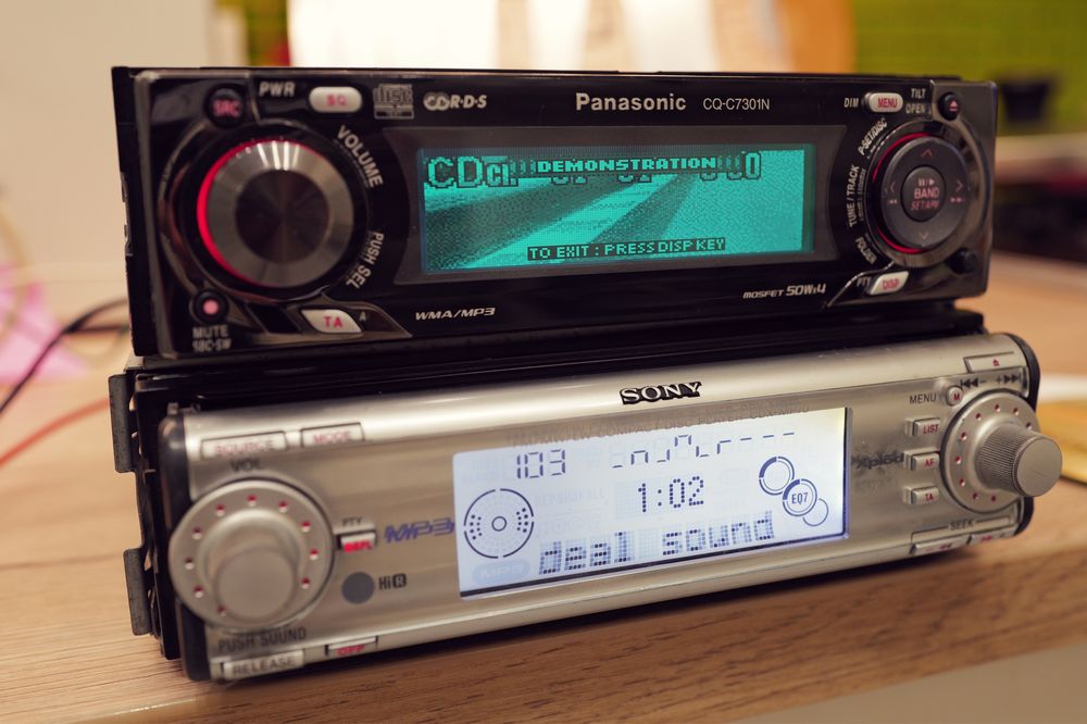 Sony CDX-MP70  Cd Player Auto de TOP mp3