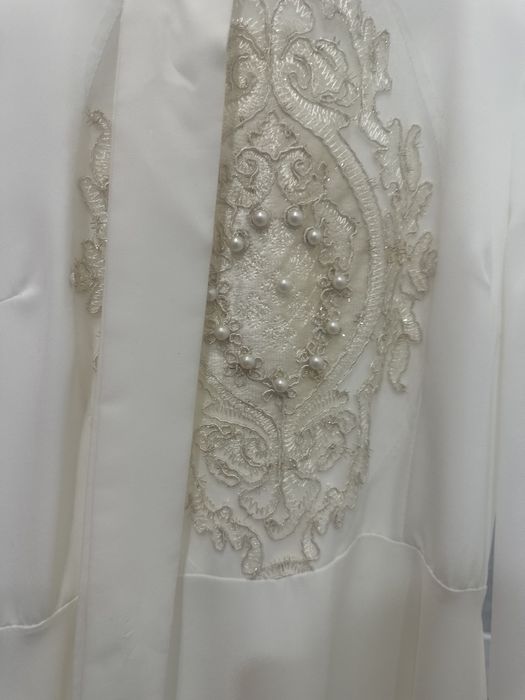 Продам белое платье