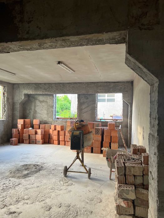 Vanzare imobil si teren Dragutesti