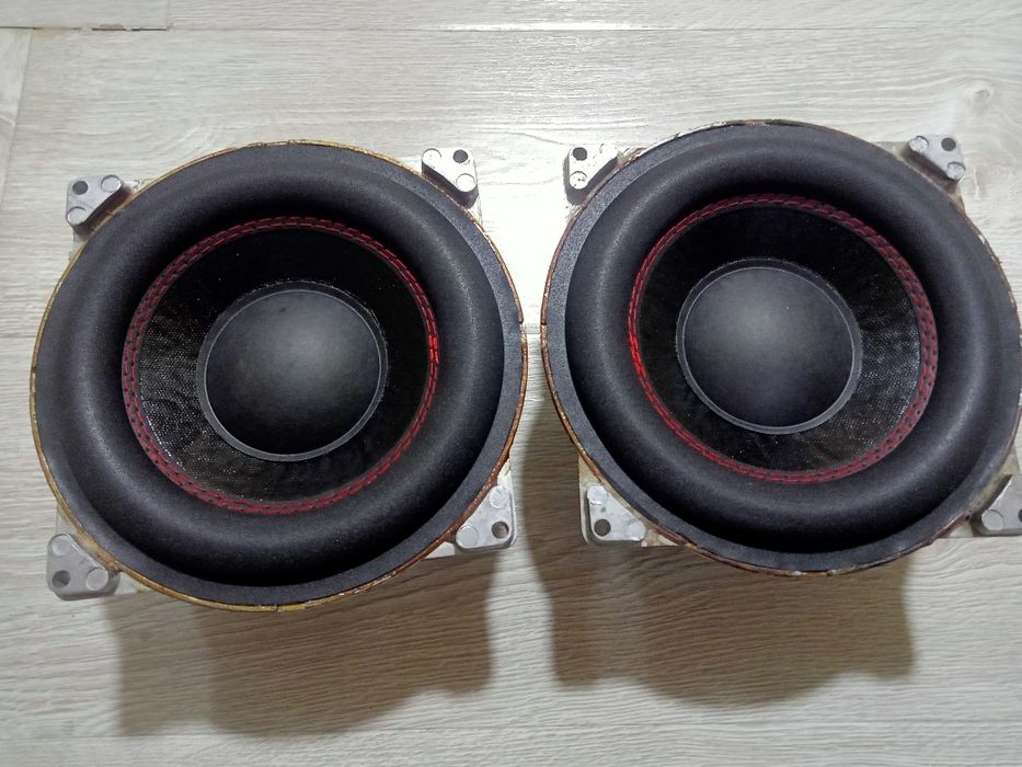 Продам усиленные калонки 25гдн под НЧ в отличном состоянии.