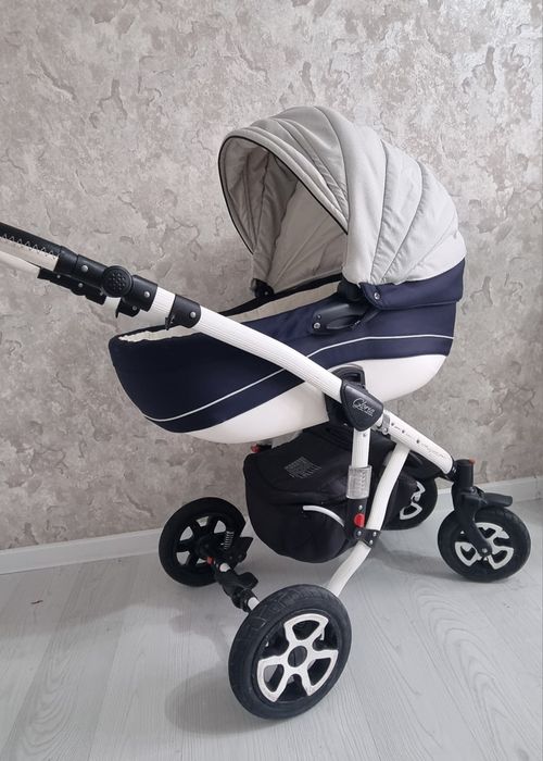 Продам коляску 3 в 1 "Gloria by ADAMEX"