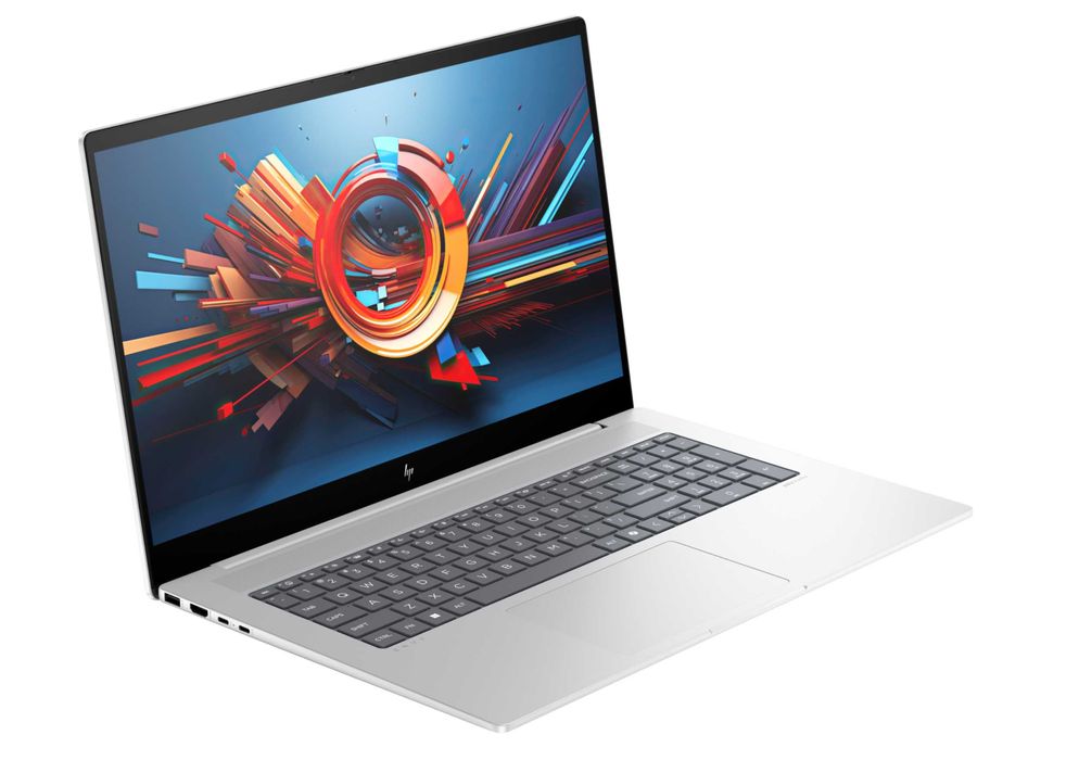 новый HP Envy 17.3" Ultra 7 32Gb 1Tb RTX 3050