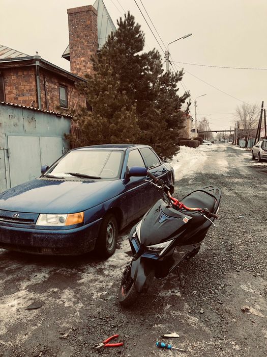 Продам скутер м8 про