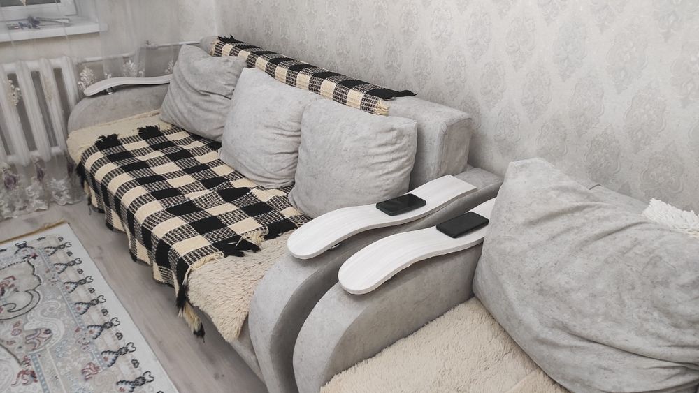 Диван уголок в отличном состоянии