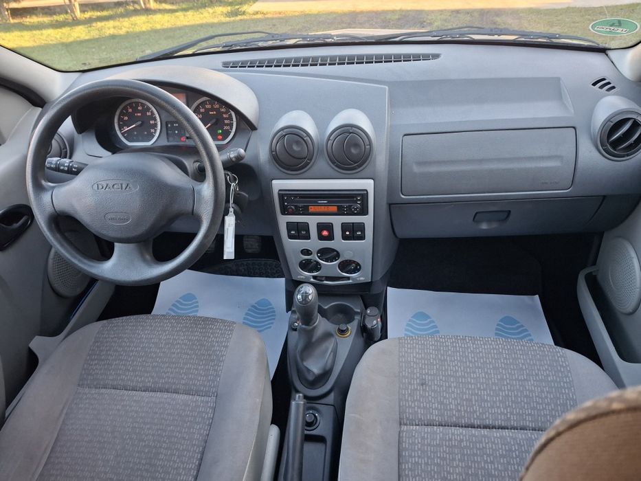Dacia Logan Mcv Laureate 1.6 benzina + Gaz