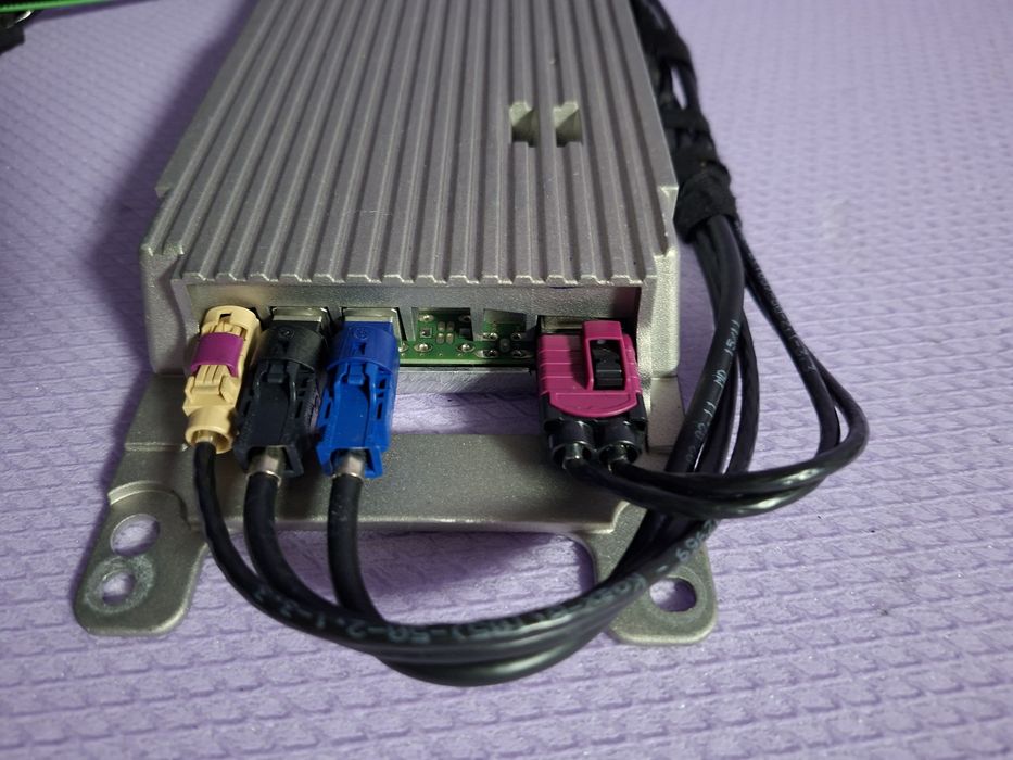 Modul Combox BMW  BN2000 E81 E82 E87 E88 E90 E91 E92 E93 Cod 9257161