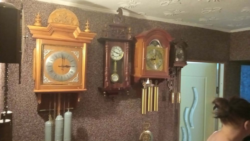 Vand aceste ceasuri pendule perete vechii