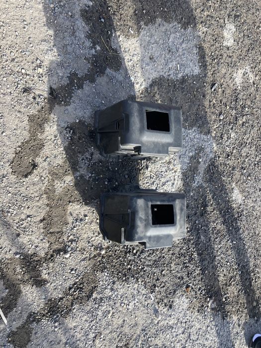 Кутия за акумулатор за Голф 4, Леон 1M, А3 99- 2005