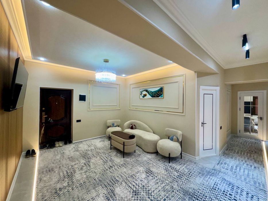 Продаётся 3-комнатная квартира в новостройке