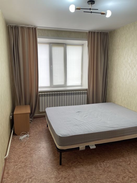 Сдам 2 комнутную квартиру