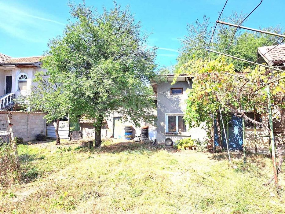 Продава се Къща в с. Горни Богров, Област София-град - 80 кв.м за 2000 €/кв.м - Снимка #10