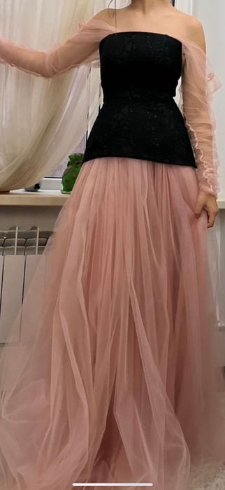 Платье с корсетом