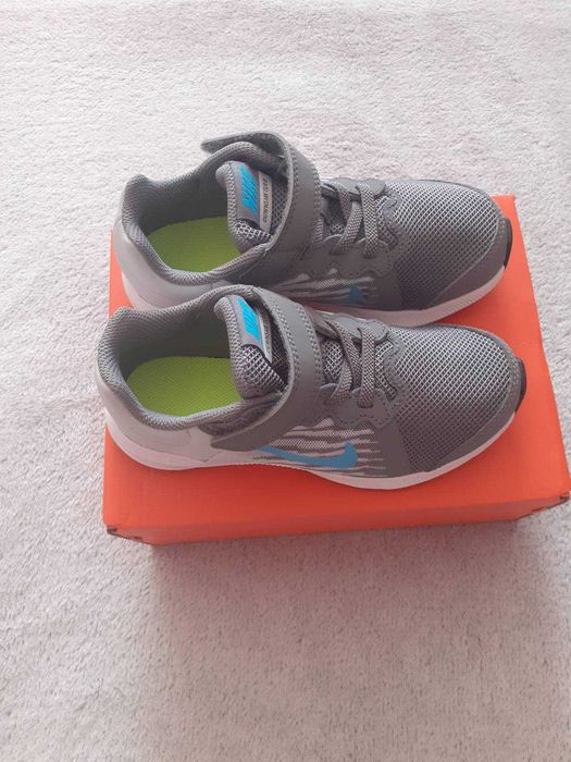 Детски маратонки Nike - размер 28.5 - нови