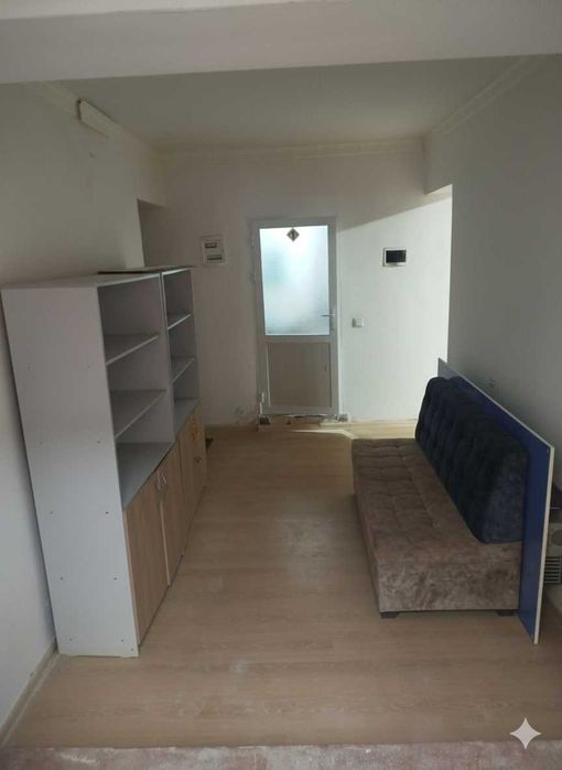 744Продаётся полуподвал 84 кв, ориентир завод Сино