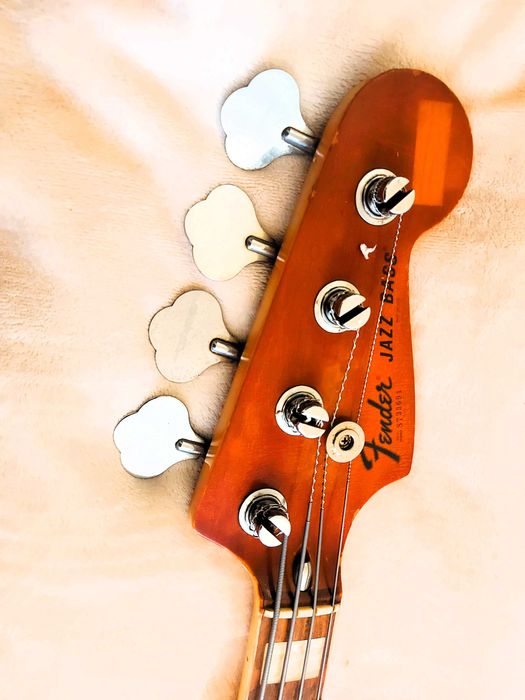 Fender Jazz Bass 1977
