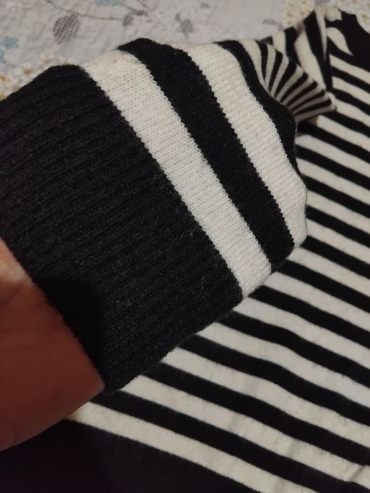 Свитера женские  тёплые  цена 60 т.и 120т.