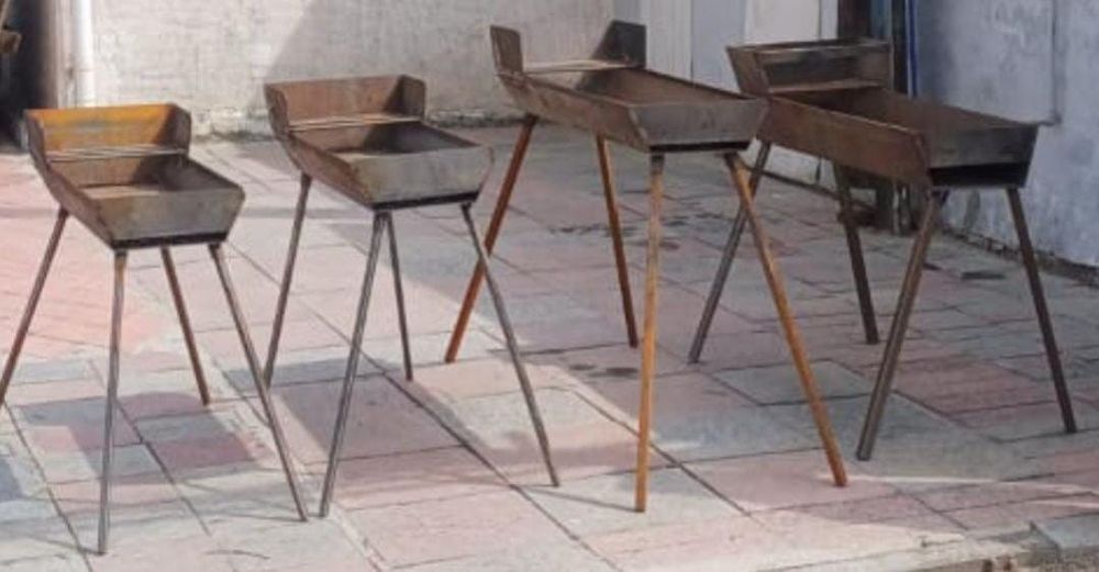 Мангал со съемными ножками